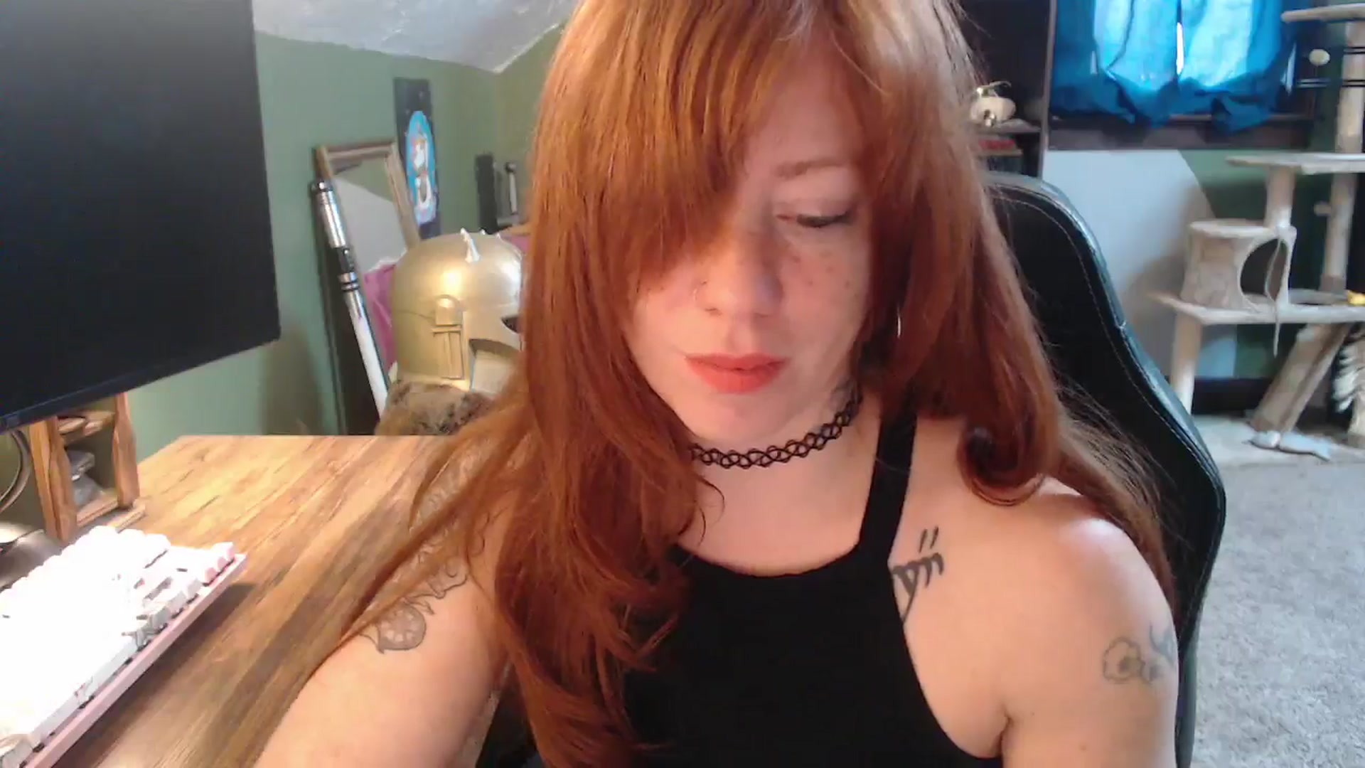 Gallery image thumbnail from AstraeaSiren's myfreecams stream on, 12/05/2025, 21:13 image 4 of 20