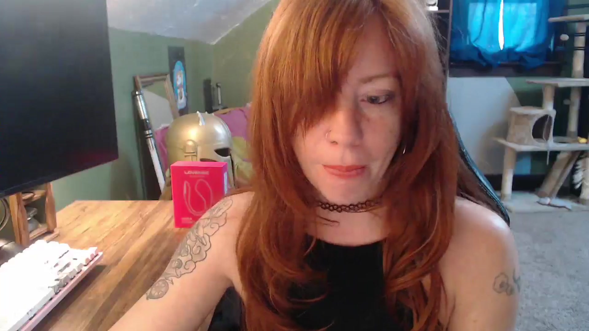 Gallery image thumbnail from AstraeaSiren's myfreecams stream on, 12/05/2025, 21:13 image 13 of 20