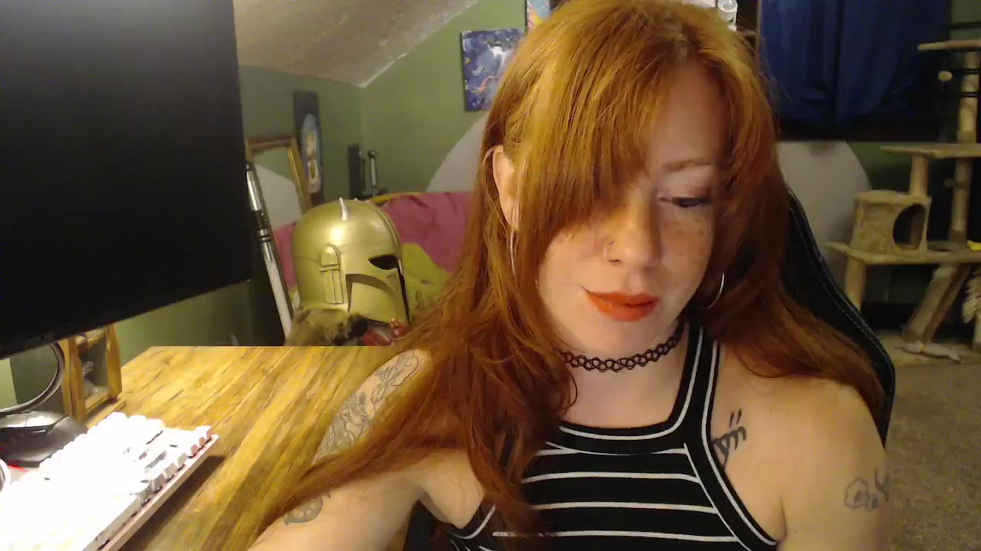 Gallery image thumbnail from AstraeaSiren's myfreecams stream on, 12/09/2025, 05:05 image 12 of 20