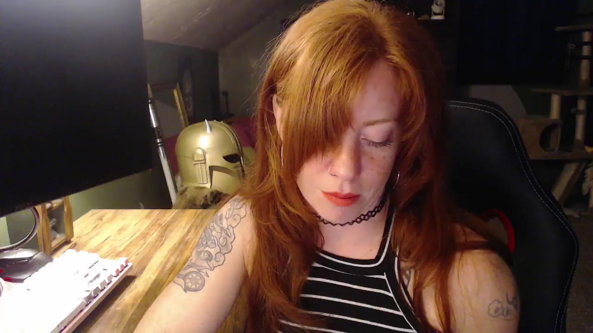 Gallery image thumbnail from AstraeaSiren's myfreecams stream on, 12/09/2025, 05:05 image 14 of 20