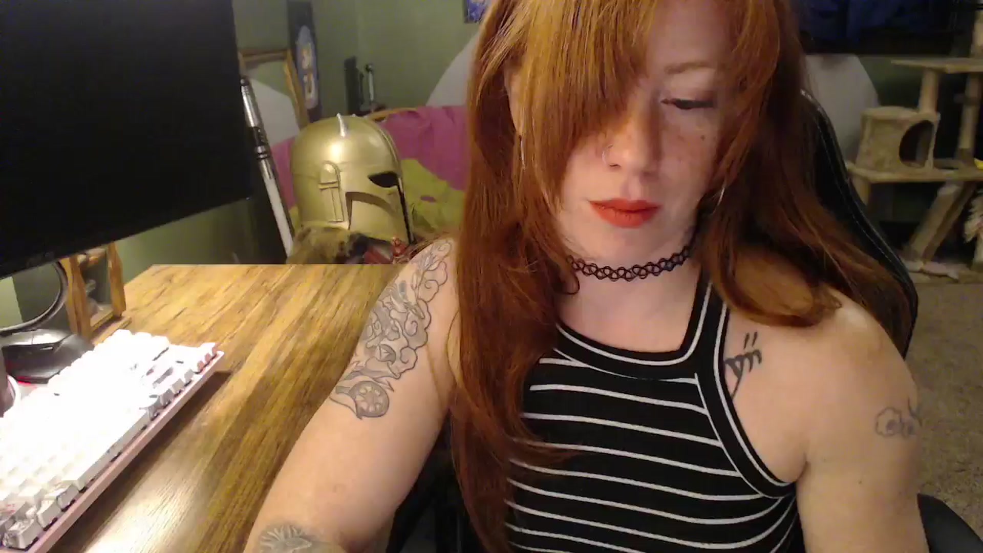 Gallery image thumbnail from AstraeaSiren's myfreecams stream on, 12/09/2025, 05:05 image 7 of 20