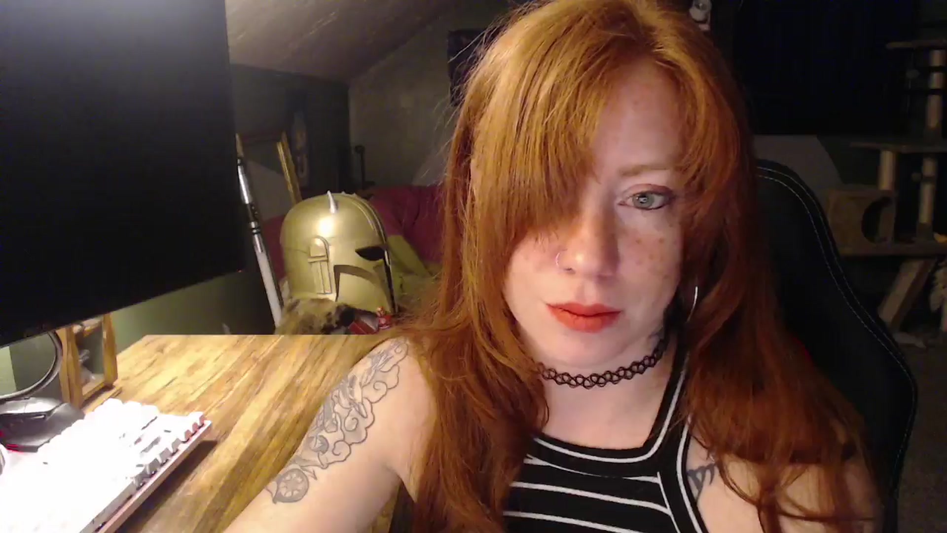 Gallery image thumbnail from AstraeaSiren's myfreecams stream on, 12/09/2025, 05:05 image 13 of 20
