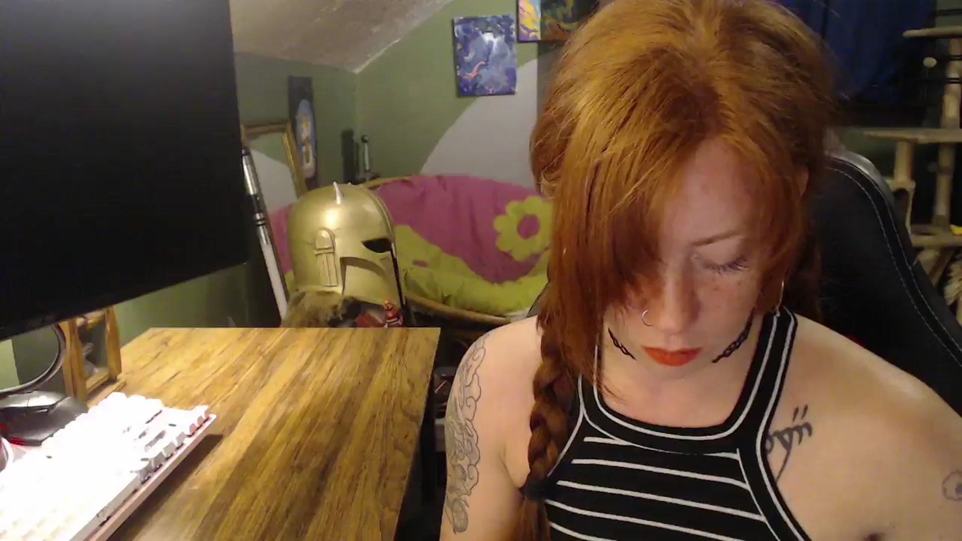 Gallery image thumbnail from AstraeaSiren's myfreecams stream on, 12/09/2025, 05:05 image 3 of 20