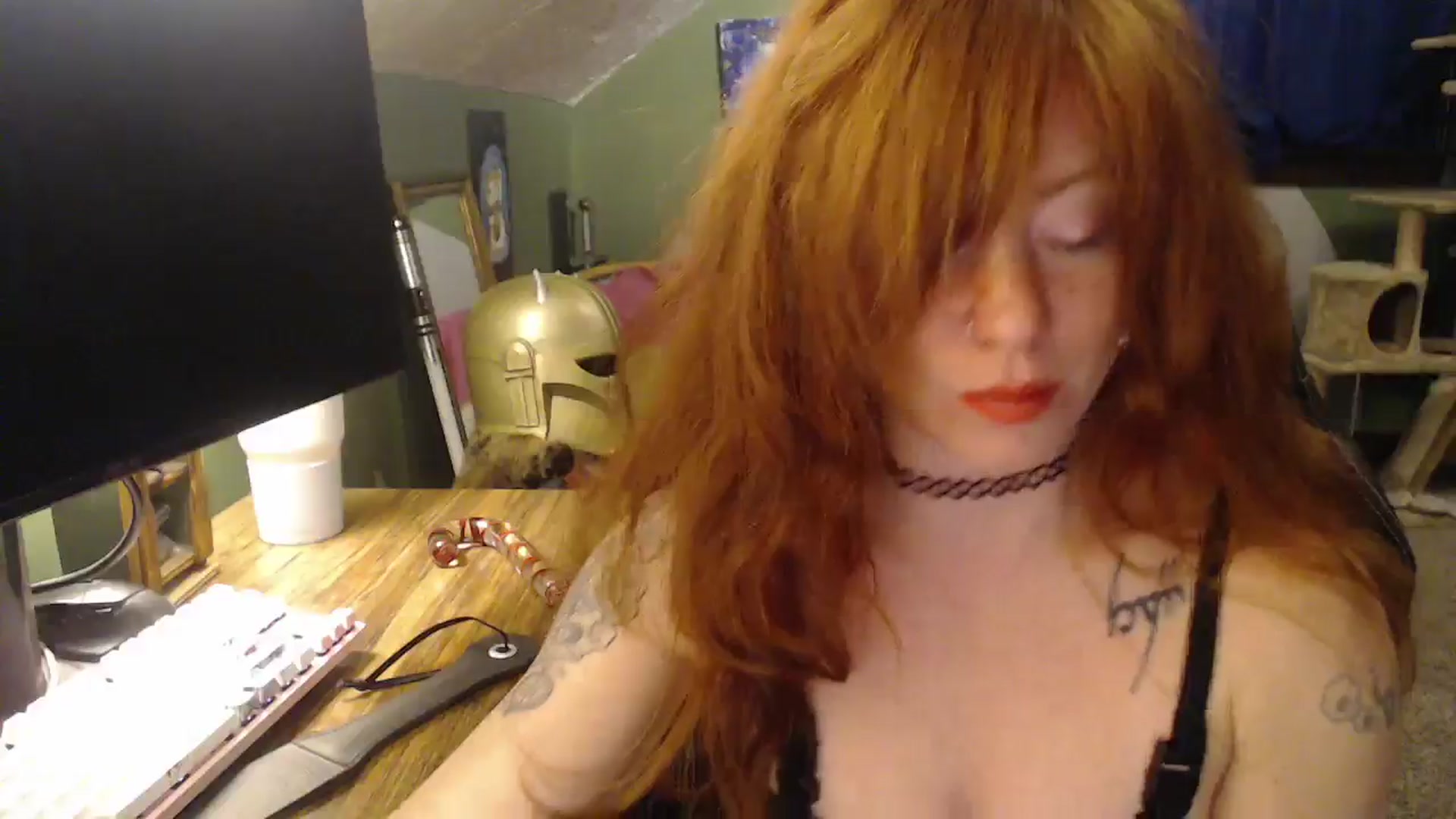 Gallery image thumbnail from AstraeaSiren's myfreecams stream on, 12/11/2025, 06:28 image 5 of 20