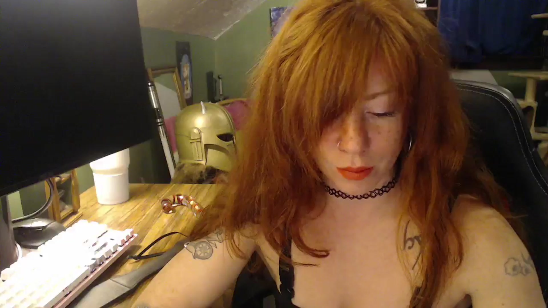 Gallery image thumbnail from AstraeaSiren's myfreecams stream on, 12/11/2025, 06:28 image 12 of 20
