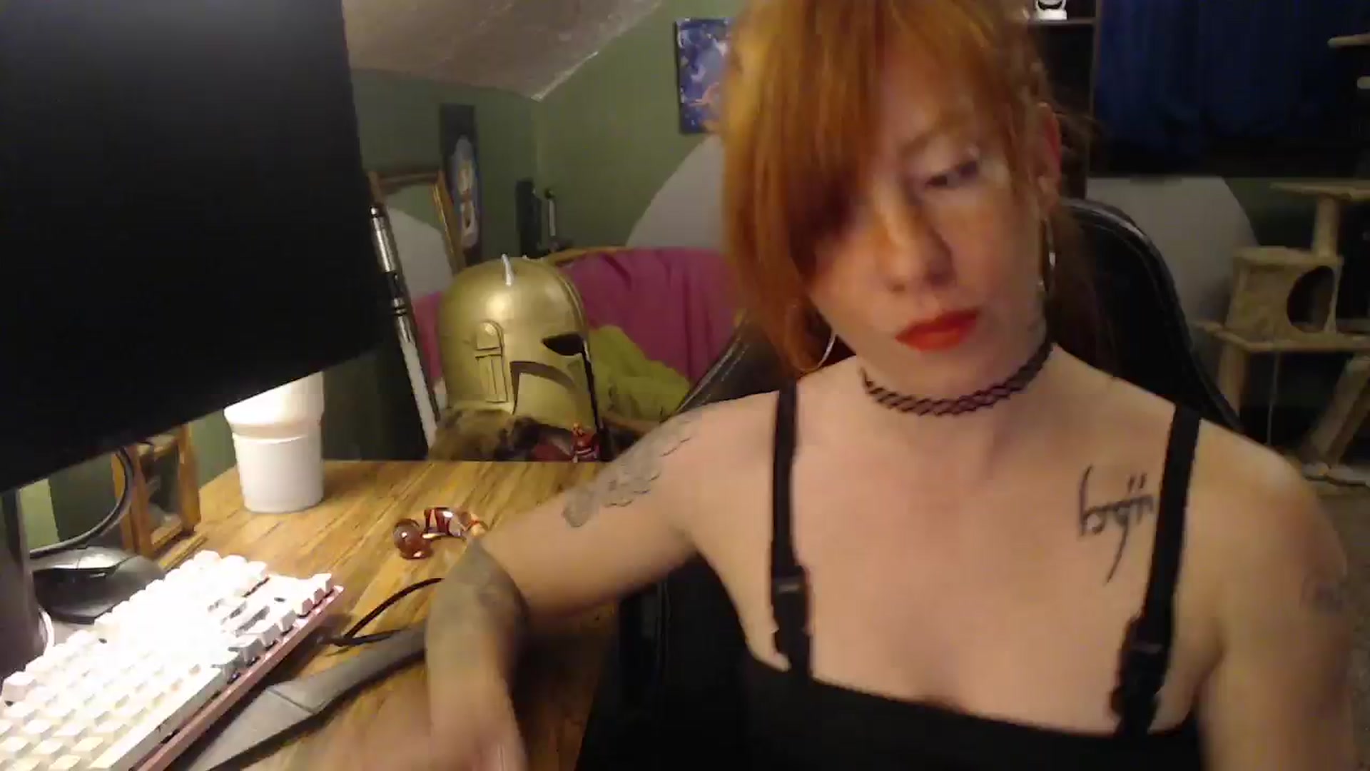 Gallery image thumbnail from AstraeaSiren's myfreecams stream on, 12/11/2025, 06:28 image 16 of 20