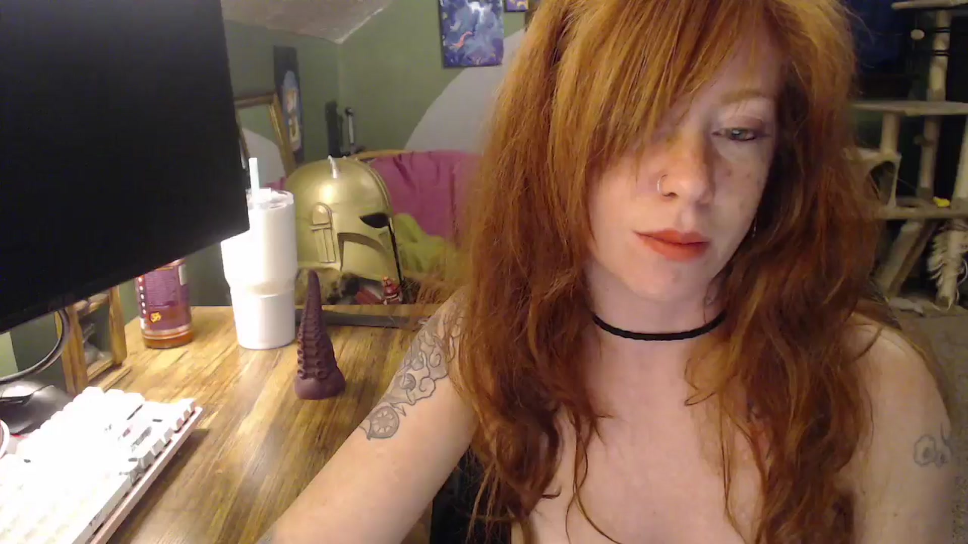 Gallery image thumbnail from AstraeaSiren's myfreecams stream on, 12/12/2025, 23:41 image 13 of 20