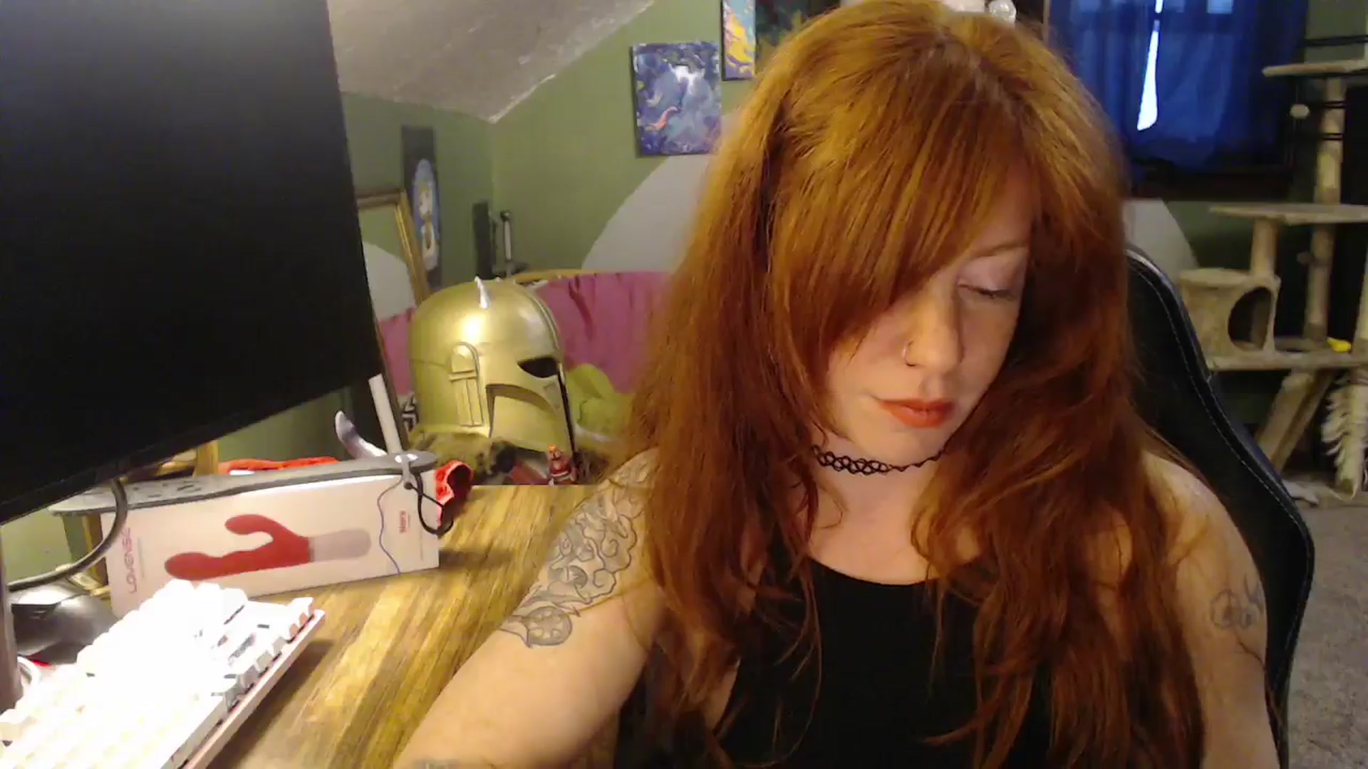 Gallery image thumbnail from AstraeaSiren's myfreecams stream on, 12/15/2025, 22:01 image 16 of 20