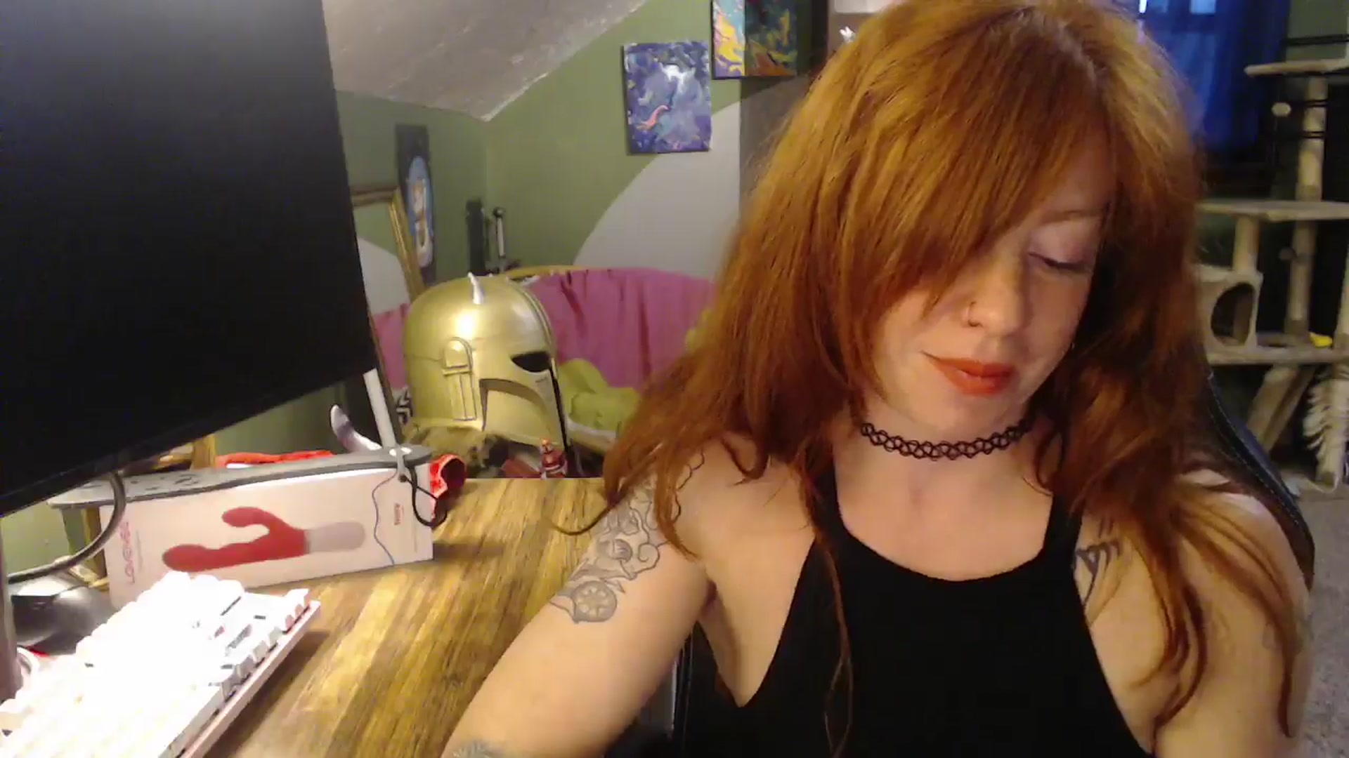 Gallery image thumbnail from AstraeaSiren's myfreecams stream on, 12/15/2025, 22:01 image 14 of 20