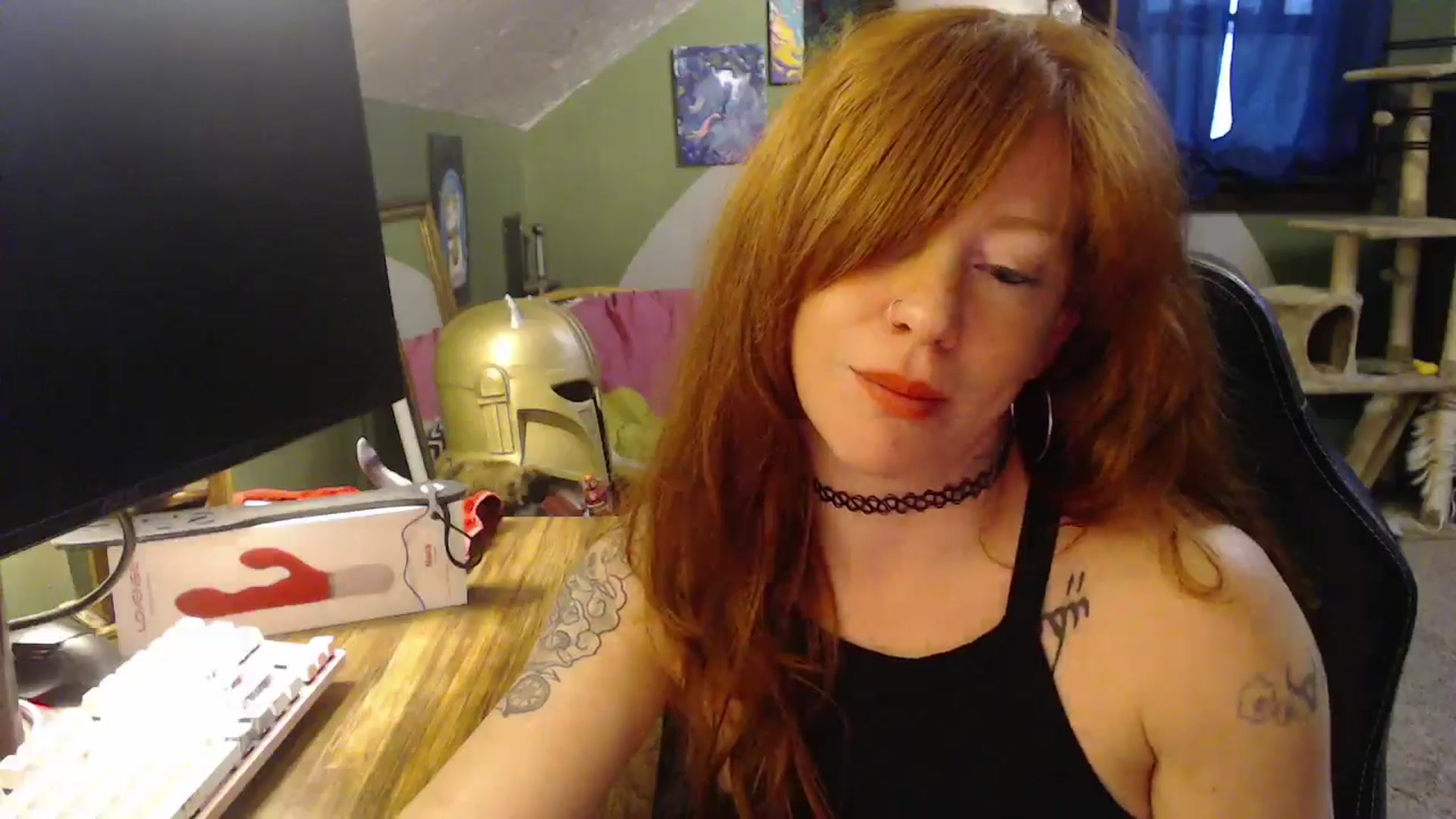 Gallery image thumbnail from AstraeaSiren's myfreecams stream on, 12/15/2025, 22:01 image 12 of 20