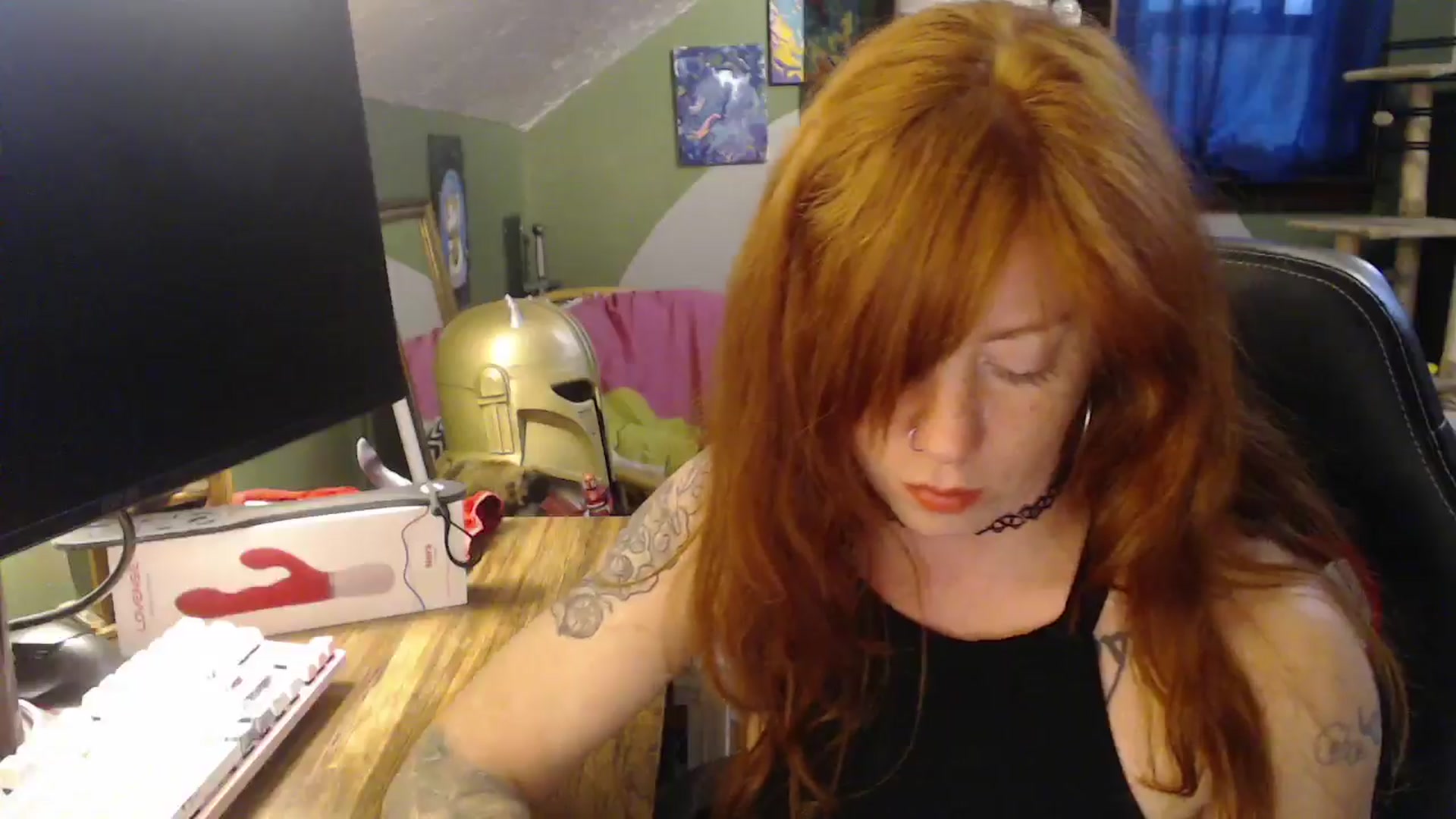 Gallery image thumbnail from AstraeaSiren's myfreecams stream on, 12/15/2025, 22:01 image 9 of 20
