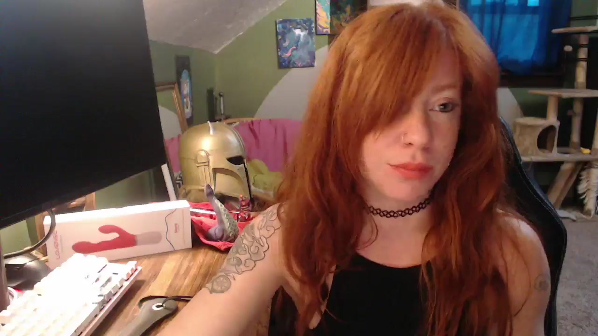 Gallery image thumbnail from AstraeaSiren's myfreecams stream on, 12/15/2025, 22:01 image 5 of 20