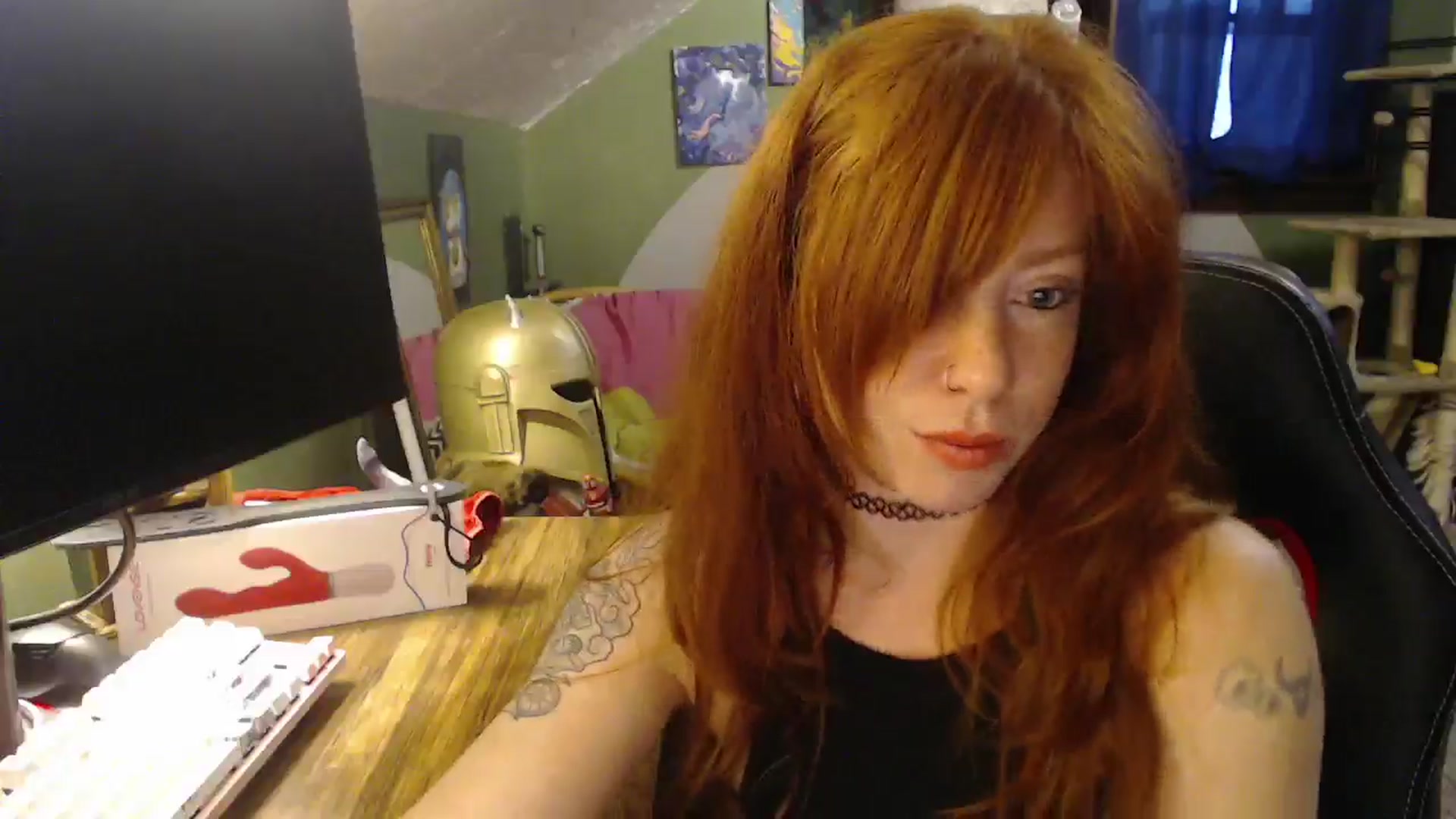 Gallery image thumbnail from AstraeaSiren's myfreecams stream on, 12/15/2025, 22:01 image 17 of 20