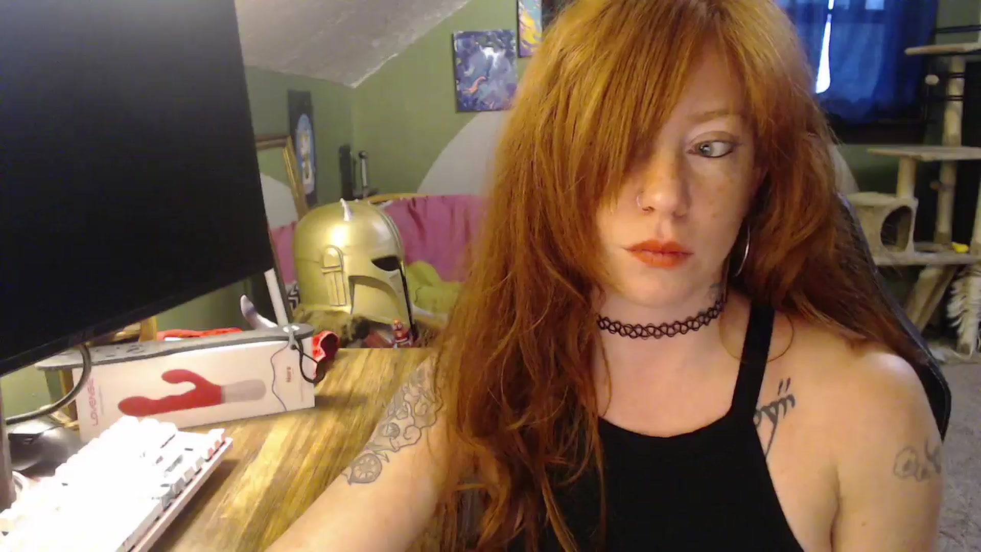 Gallery image thumbnail from AstraeaSiren's myfreecams stream on, 12/15/2025, 22:01 image 11 of 20