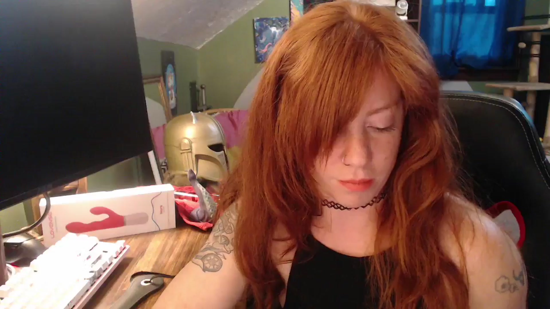 Gallery image thumbnail from AstraeaSiren's myfreecams stream on, 12/15/2025, 22:01 image 2 of 20