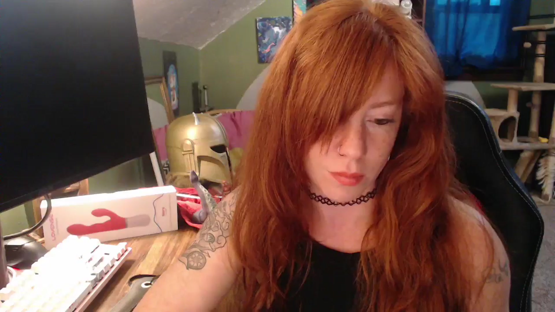 Gallery image thumbnail from AstraeaSiren's myfreecams stream on, 12/15/2025, 22:01 image 7 of 20
