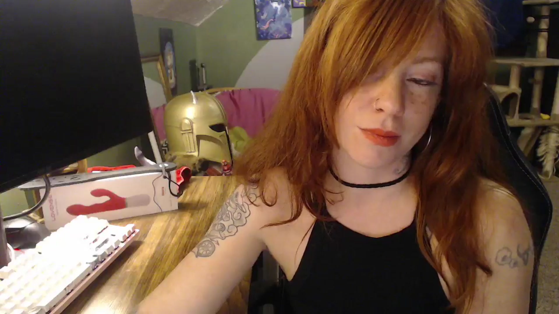 Gallery image thumbnail from AstraeaSiren's myfreecams stream on, 12/16/2025, 02:52 image 9 of 20