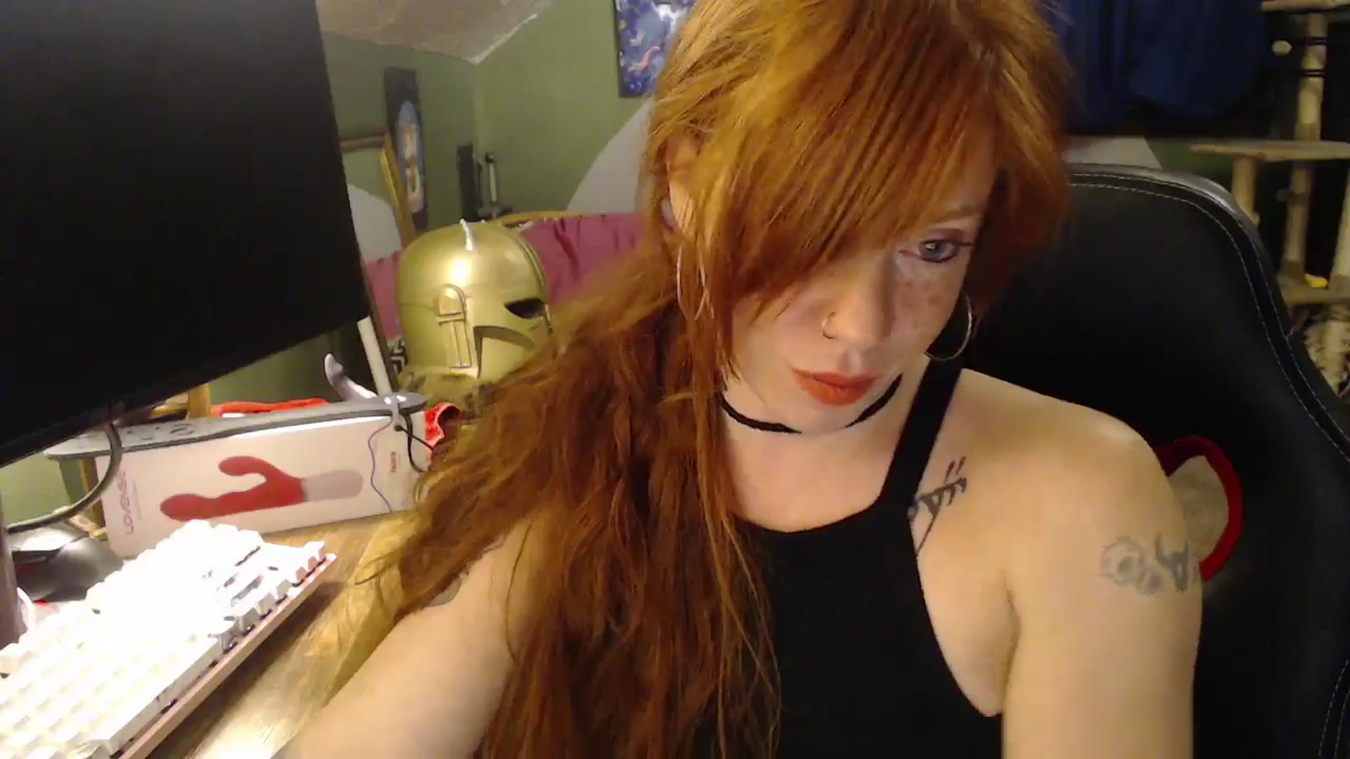 Gallery image thumbnail from AstraeaSiren's myfreecams stream on, 12/16/2025, 02:52 image 3 of 20