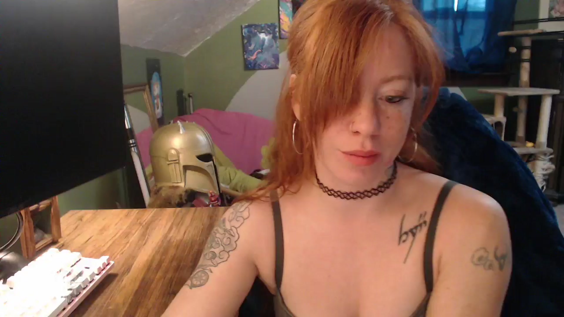 Gallery image thumbnail from AstraeaSiren's myfreecams stream on, 12/19/2025, 20:47 image 9 of 20
