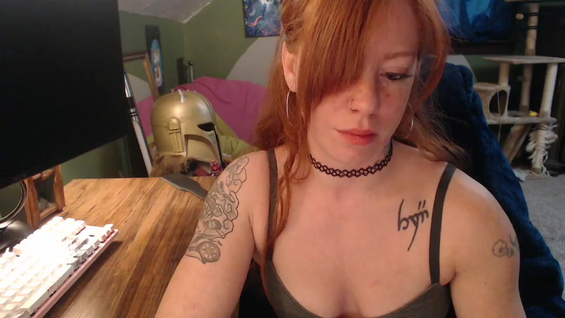 Gallery image thumbnail from AstraeaSiren's myfreecams stream on, 12/19/2025, 20:47 image 12 of 20
