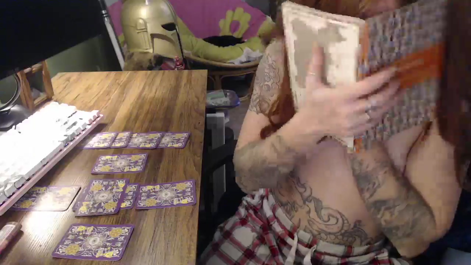 Gallery image thumbnail from AstraeaSiren's myfreecams stream on, 12/19/2025, 22:01 image 4 of 20