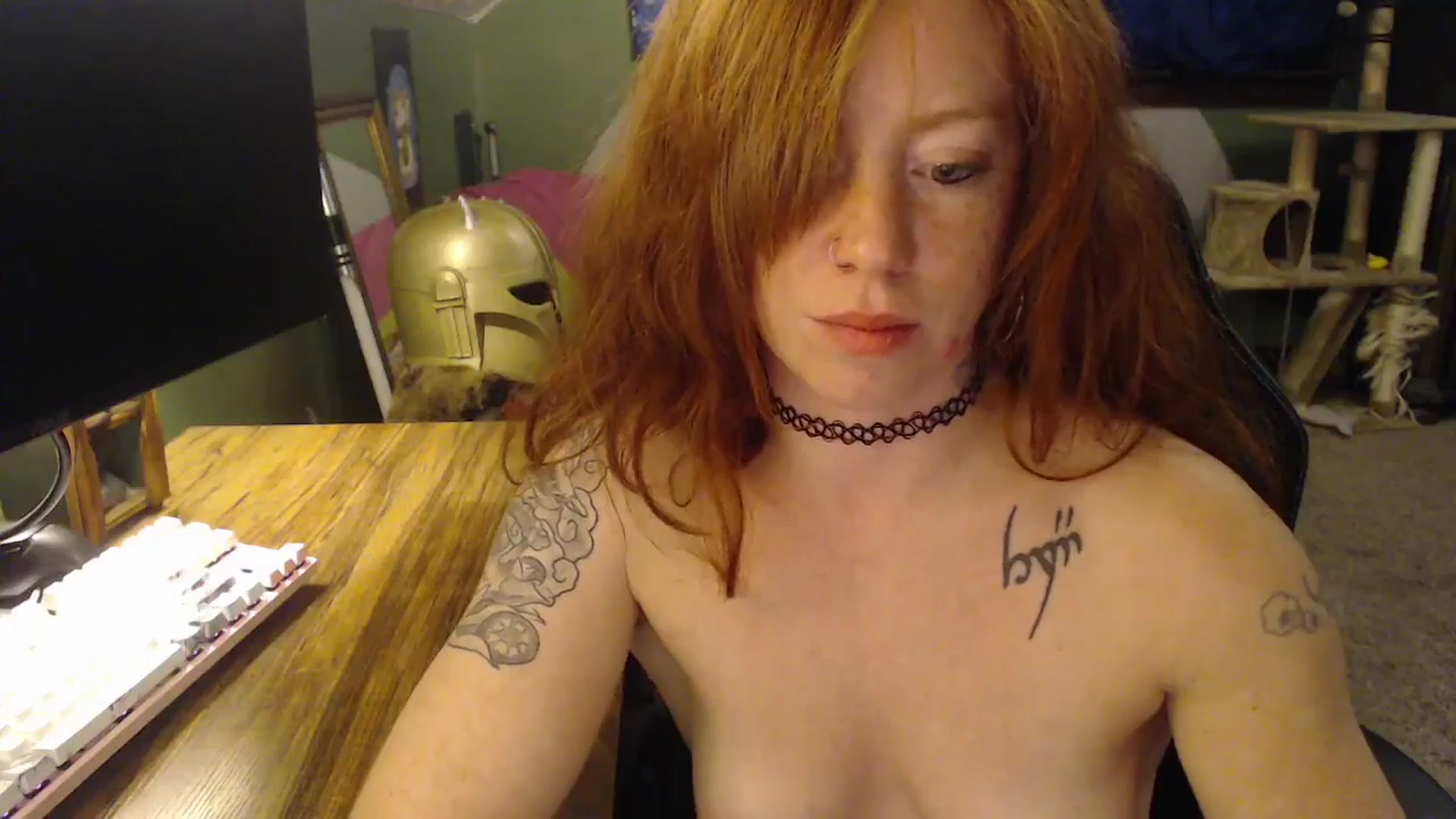 Gallery image thumbnail from AstraeaSiren's myfreecams stream on, 12/19/2025, 22:01 image 20 of 20