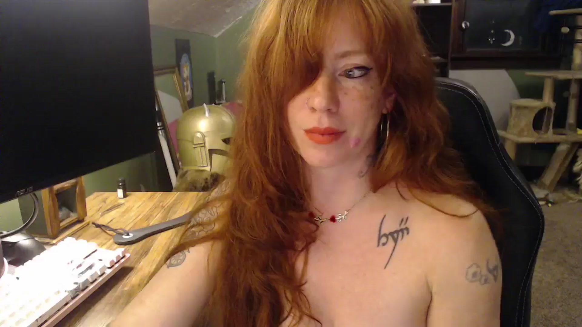 Gallery image thumbnail from AstraeaSiren's myfreecams stream on, 01/06/2026, 07:24 image 19 of 20