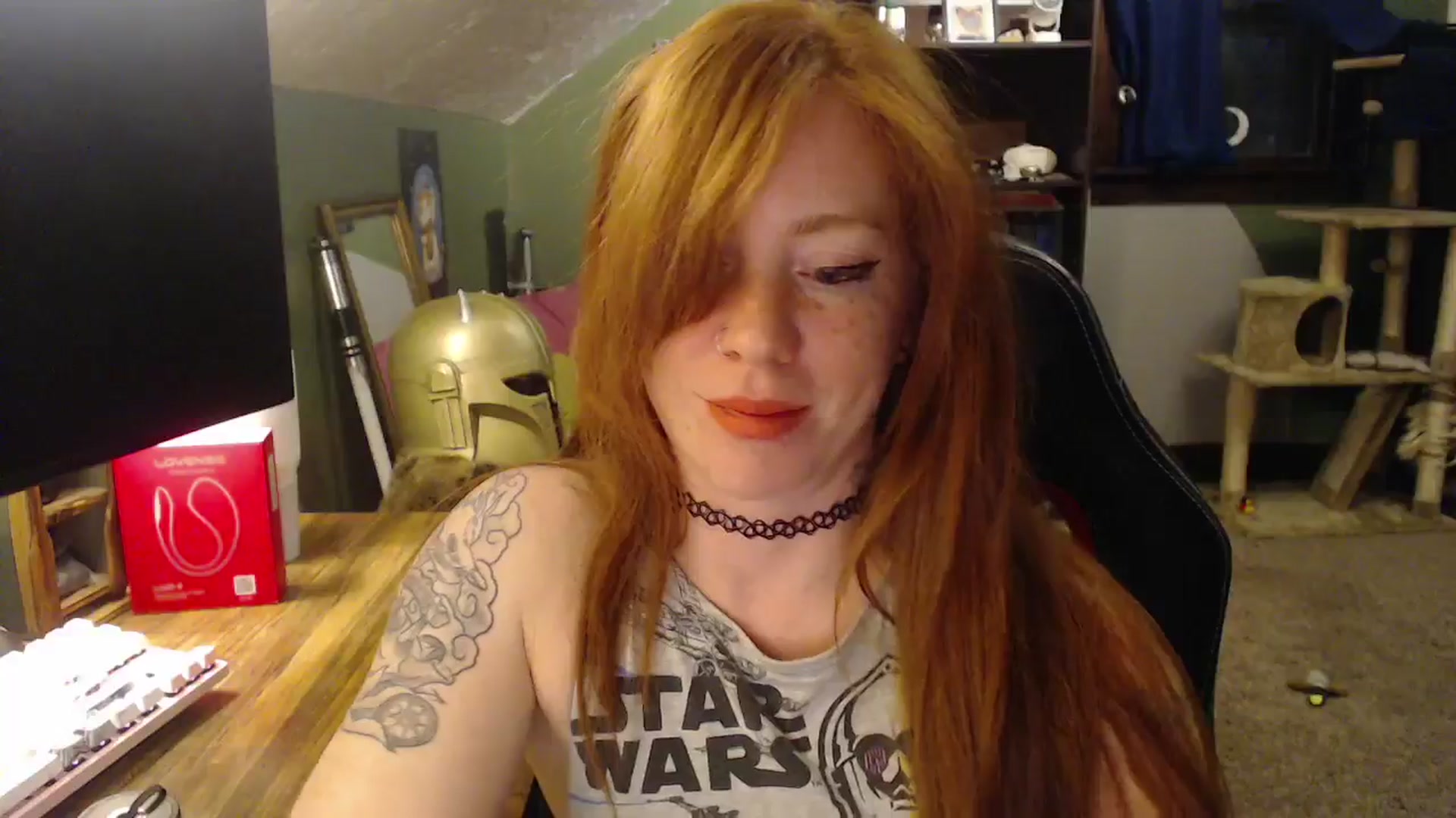 Gallery image thumbnail from AstraeaSiren's myfreecams stream on, 01/22/2026, 07:08 image 6 of 20