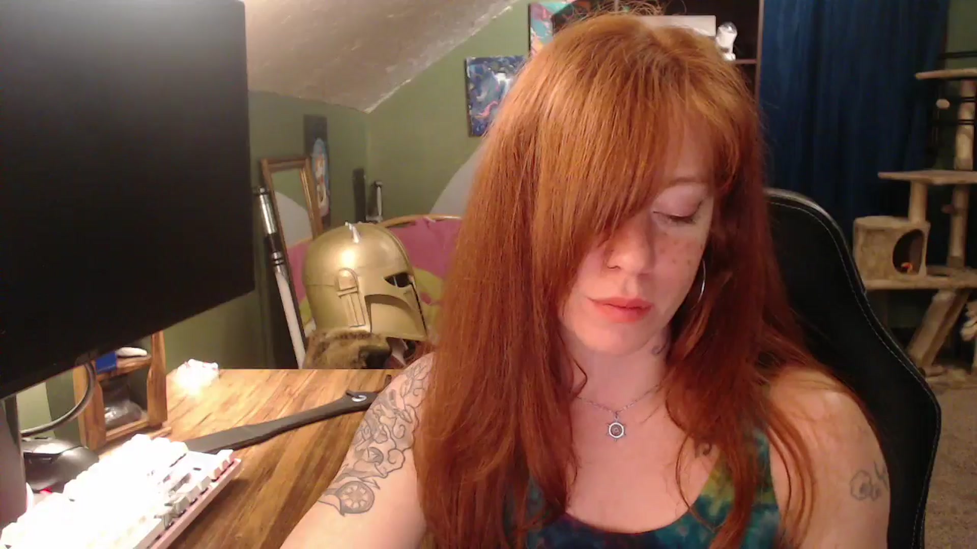 Gallery image thumbnail from AstraeaSiren's myfreecams stream on, 02/16/2026, 07:02 image 15 of 20