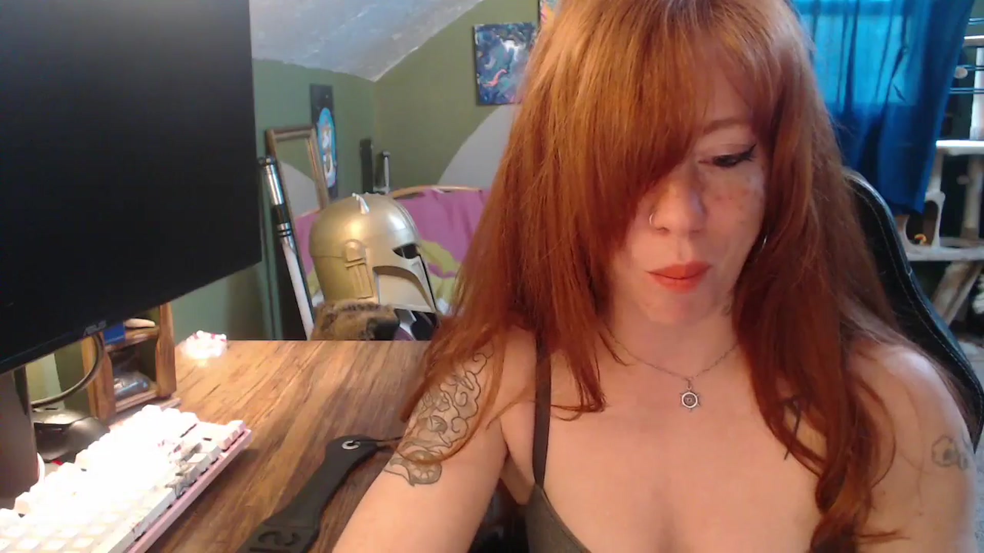 Gallery image thumbnail from AstraeaSiren's myfreecams stream on, 02/16/2026, 19:20 image 14 of 20