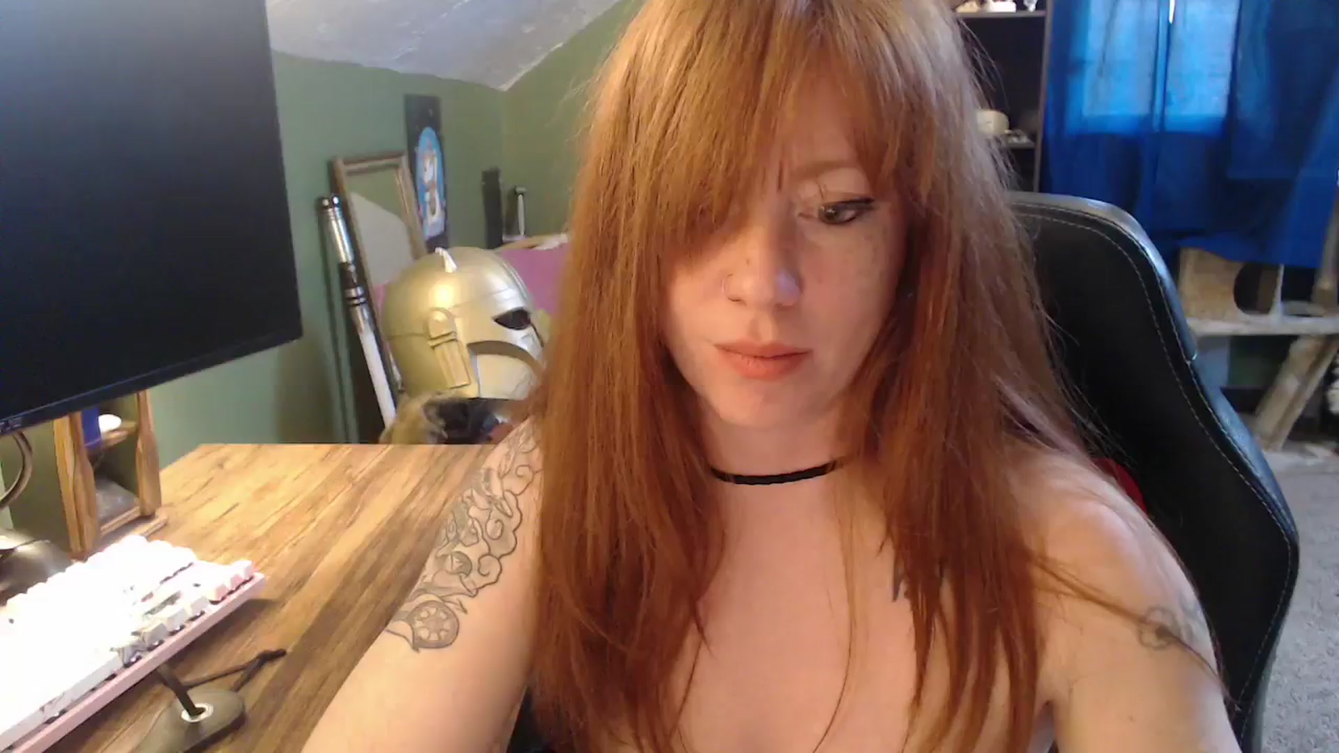 Gallery image thumbnail from AstraeaSiren's myfreecams stream on, 03/27/2026, 21:14 image 18 of 20