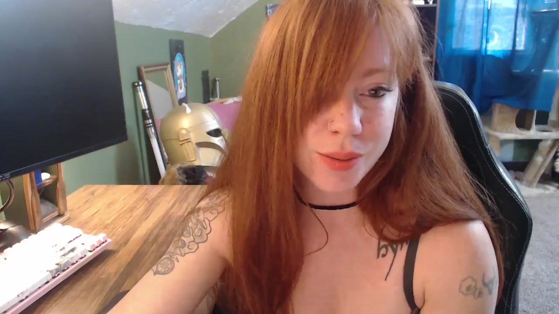 Gallery image thumbnail from AstraeaSiren's myfreecams stream on, 03/27/2026, 21:14 image 2 of 20