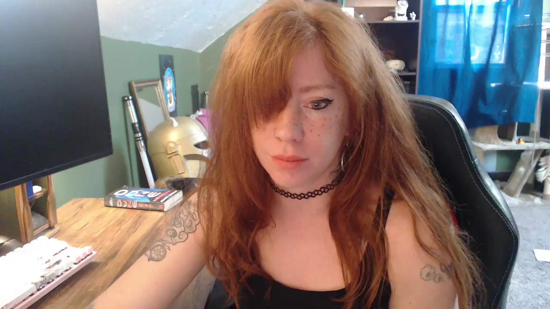 Gallery image thumbnail from AstraeaSiren's myfreecams stream on, 04/06/2026, 18:54 image 9 of 20