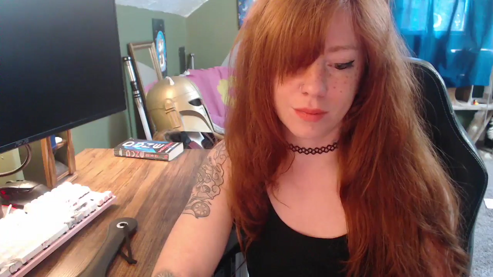 Gallery image thumbnail from AstraeaSiren's myfreecams stream on, 04/06/2026, 18:54 image 12 of 20