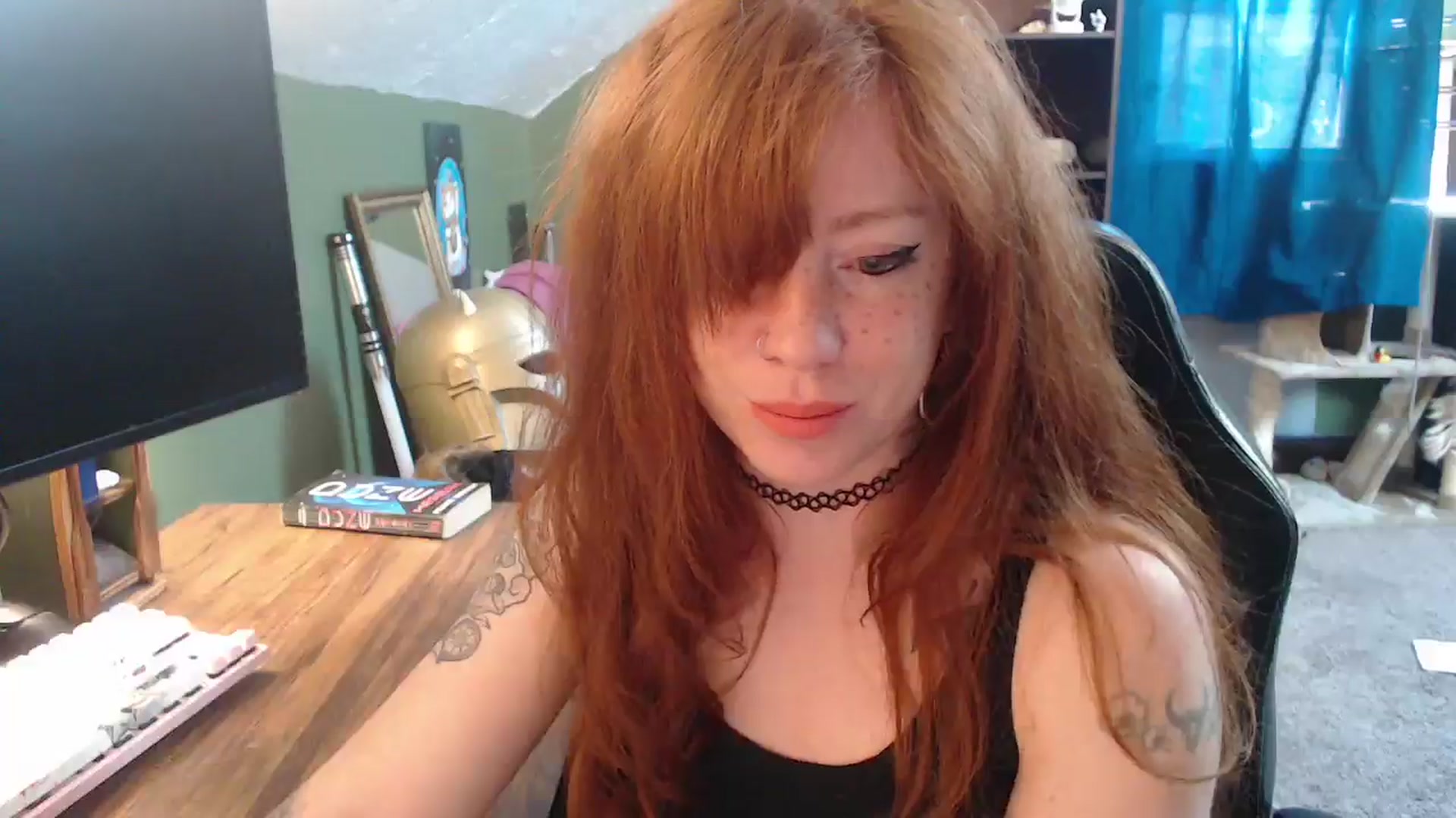 Gallery image thumbnail from AstraeaSiren's myfreecams stream on, 04/06/2026, 18:54 image 5 of 20