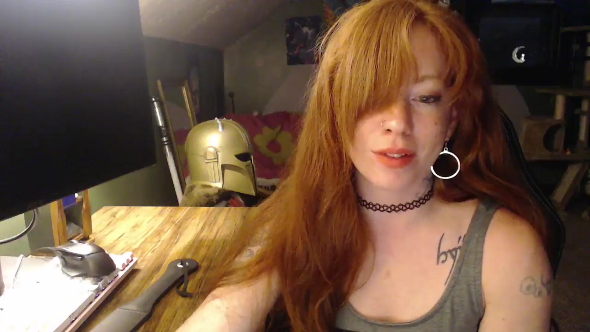 Gallery image thumbnail from AstraeaSiren's myfreecams stream on, 04/14/2026, 05:42 image 3 of 20