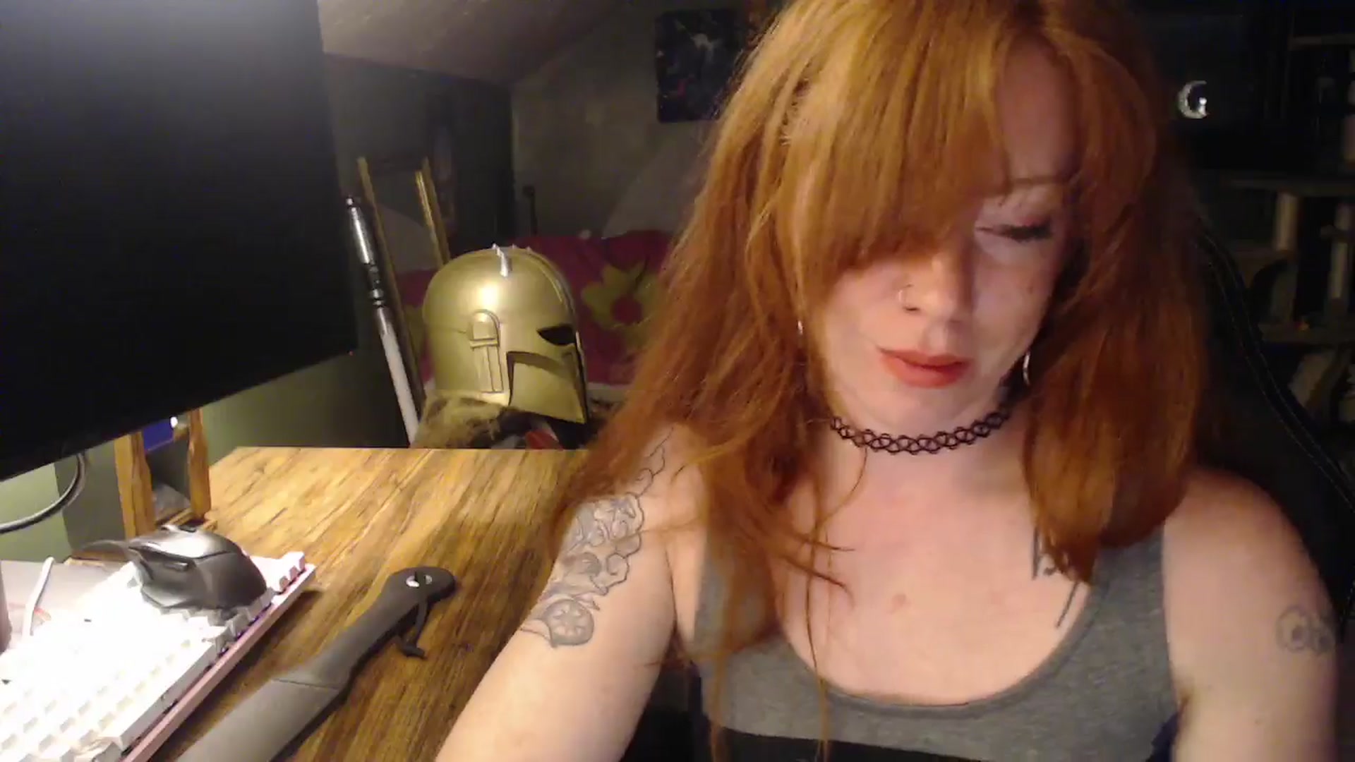 Gallery image thumbnail from AstraeaSiren's myfreecams stream on, 04/14/2026, 05:42 image 9 of 20