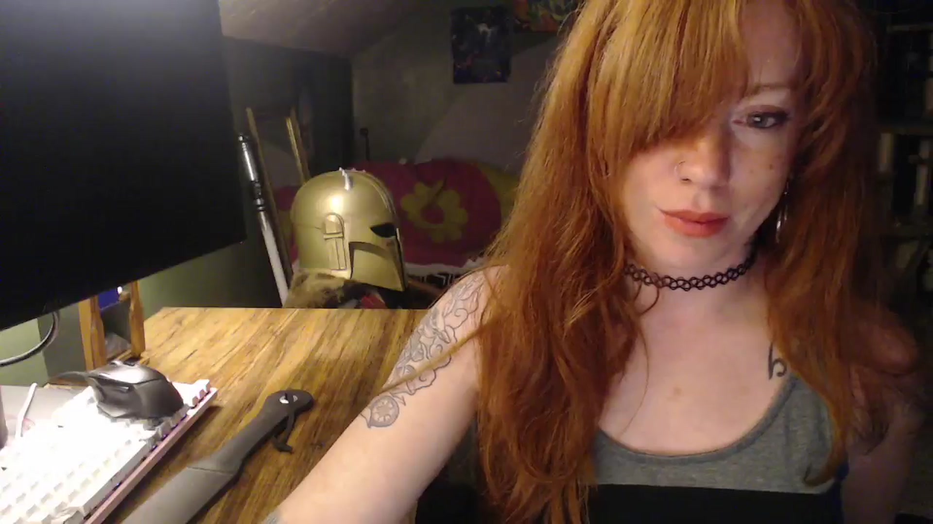 Gallery image thumbnail from AstraeaSiren's myfreecams stream on, 04/14/2026, 05:42 image 7 of 20