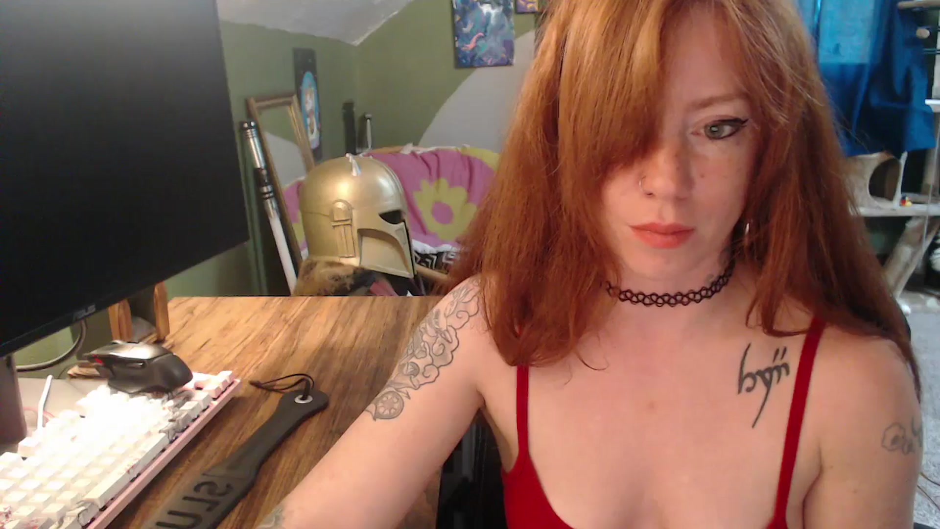 Gallery image thumbnail from AstraeaSiren's myfreecams stream on, 04/16/2026, 21:37 image 11 of 20