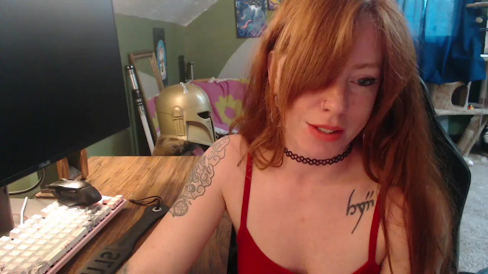 Gallery image thumbnail from AstraeaSiren's myfreecams stream on, 04/16/2026, 21:37 image 19 of 20