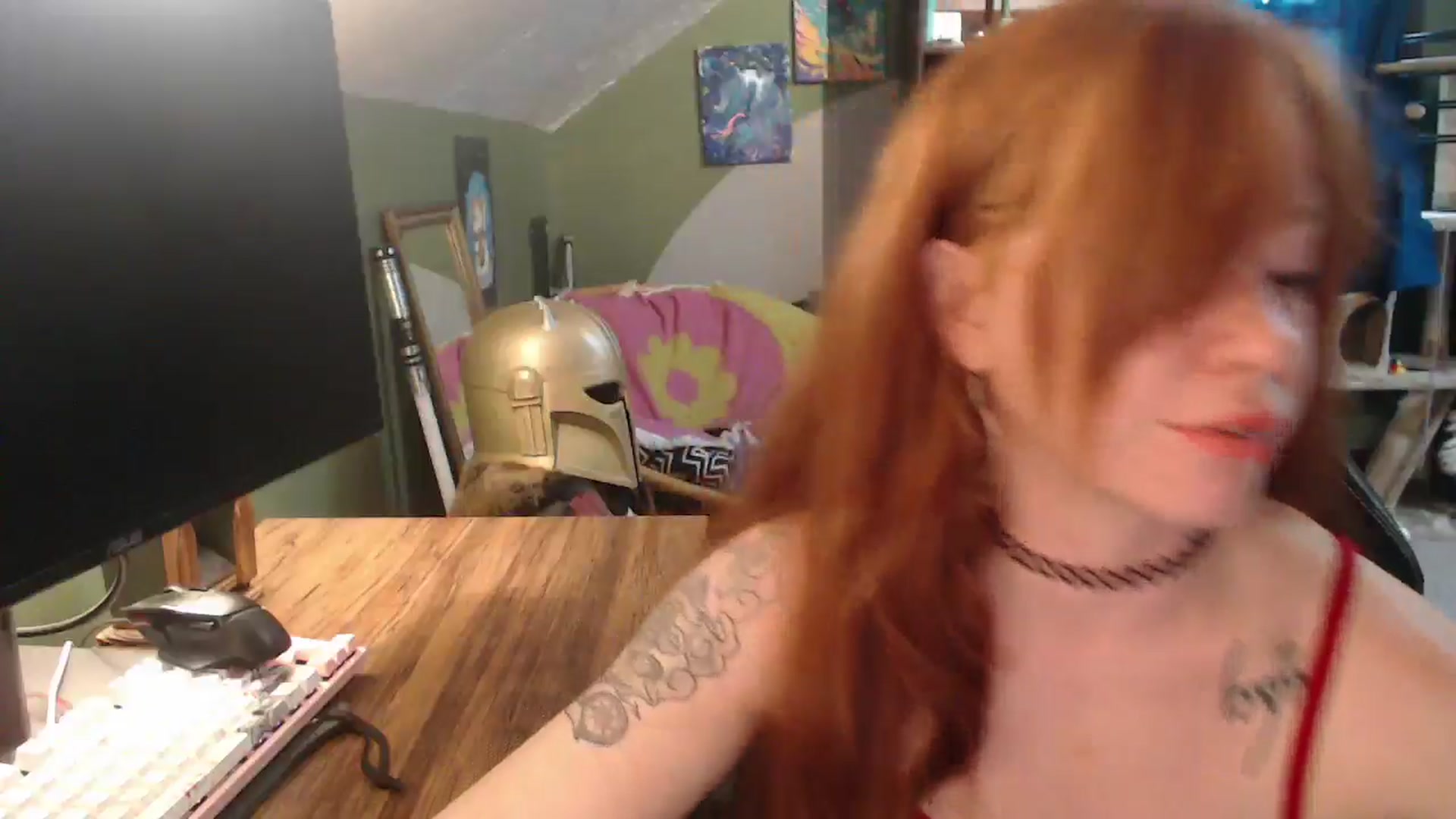 Gallery image thumbnail from AstraeaSiren's myfreecams stream on, 04/16/2026, 21:37 image 2 of 20