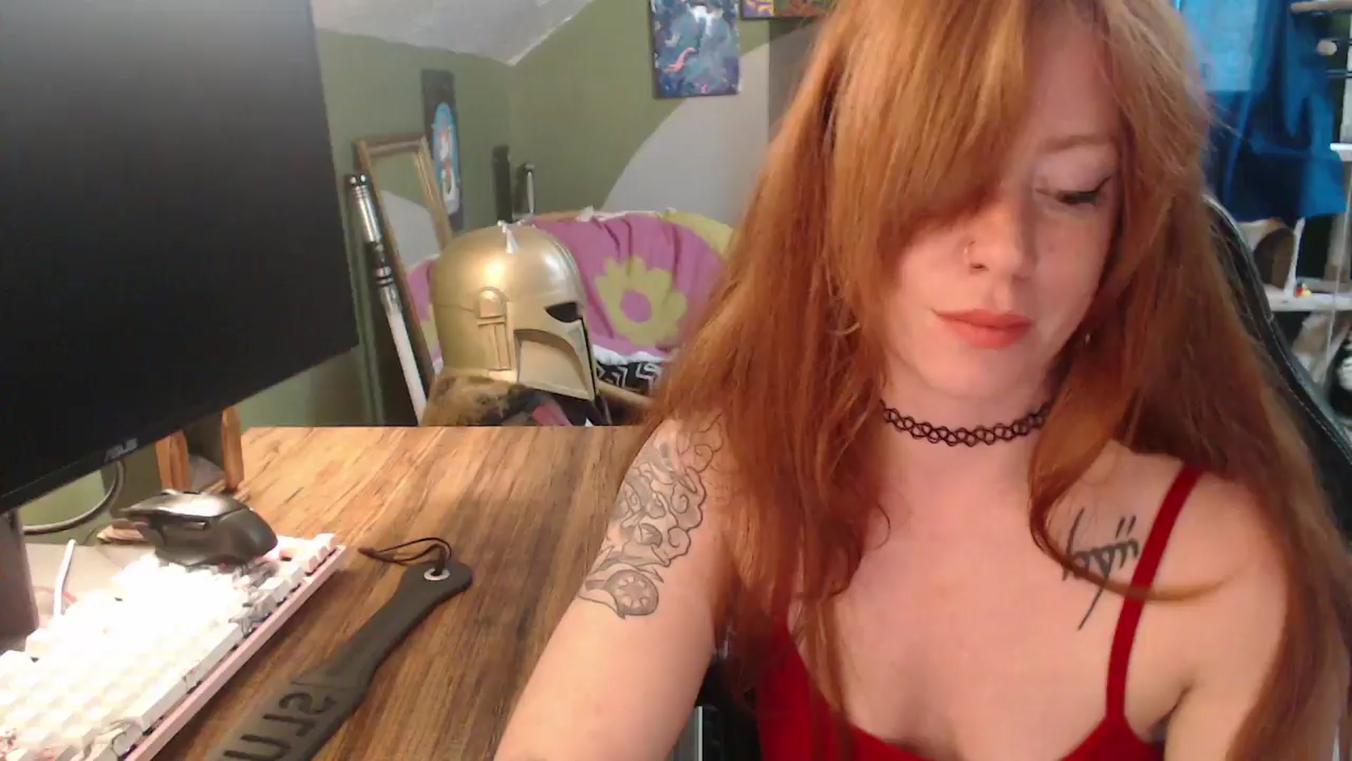 Gallery image thumbnail from AstraeaSiren's myfreecams stream on, 04/16/2026, 21:37 image 15 of 20
