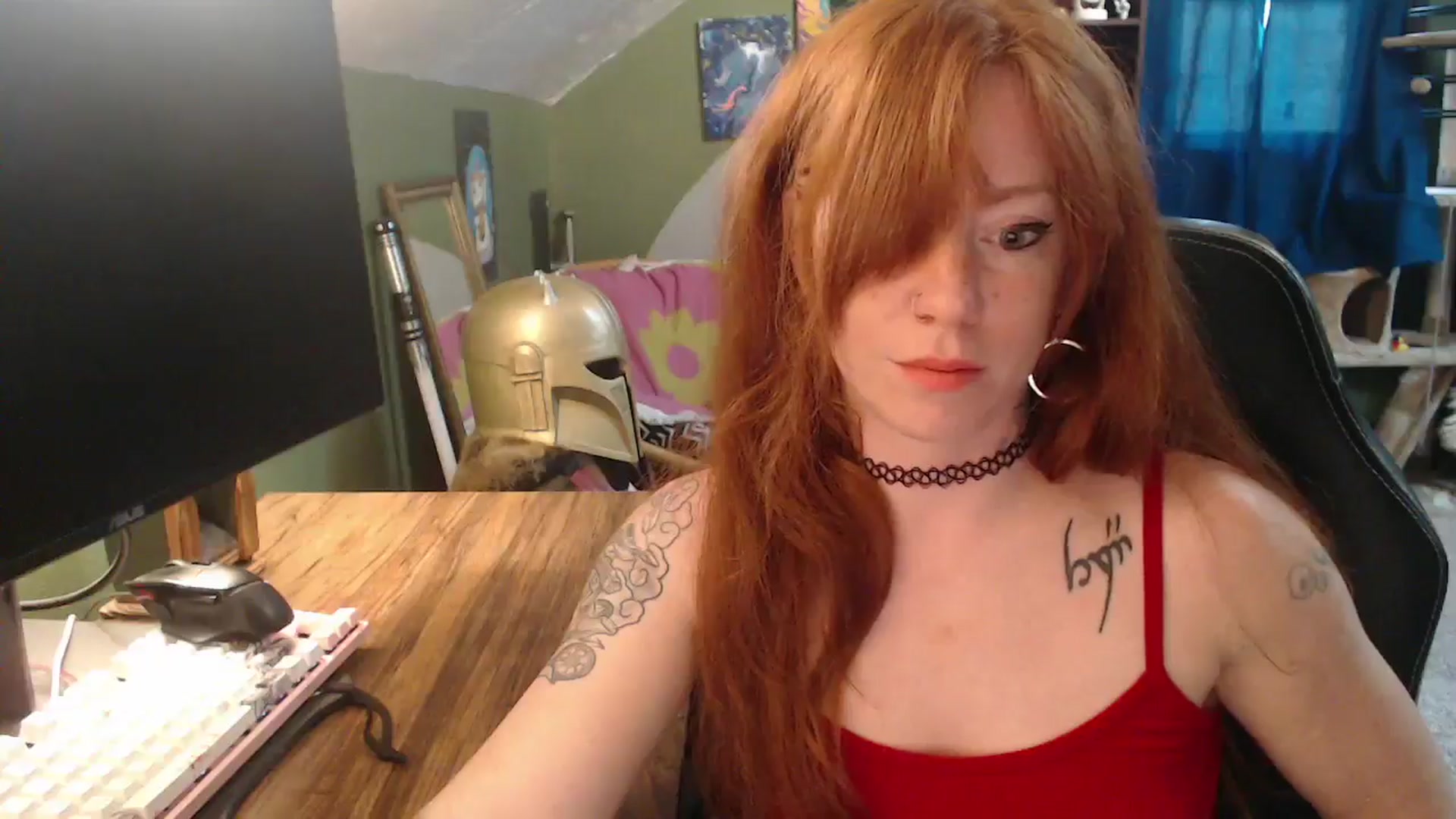 Gallery image thumbnail from AstraeaSiren's myfreecams stream on, 04/16/2026, 21:37 image 3 of 20