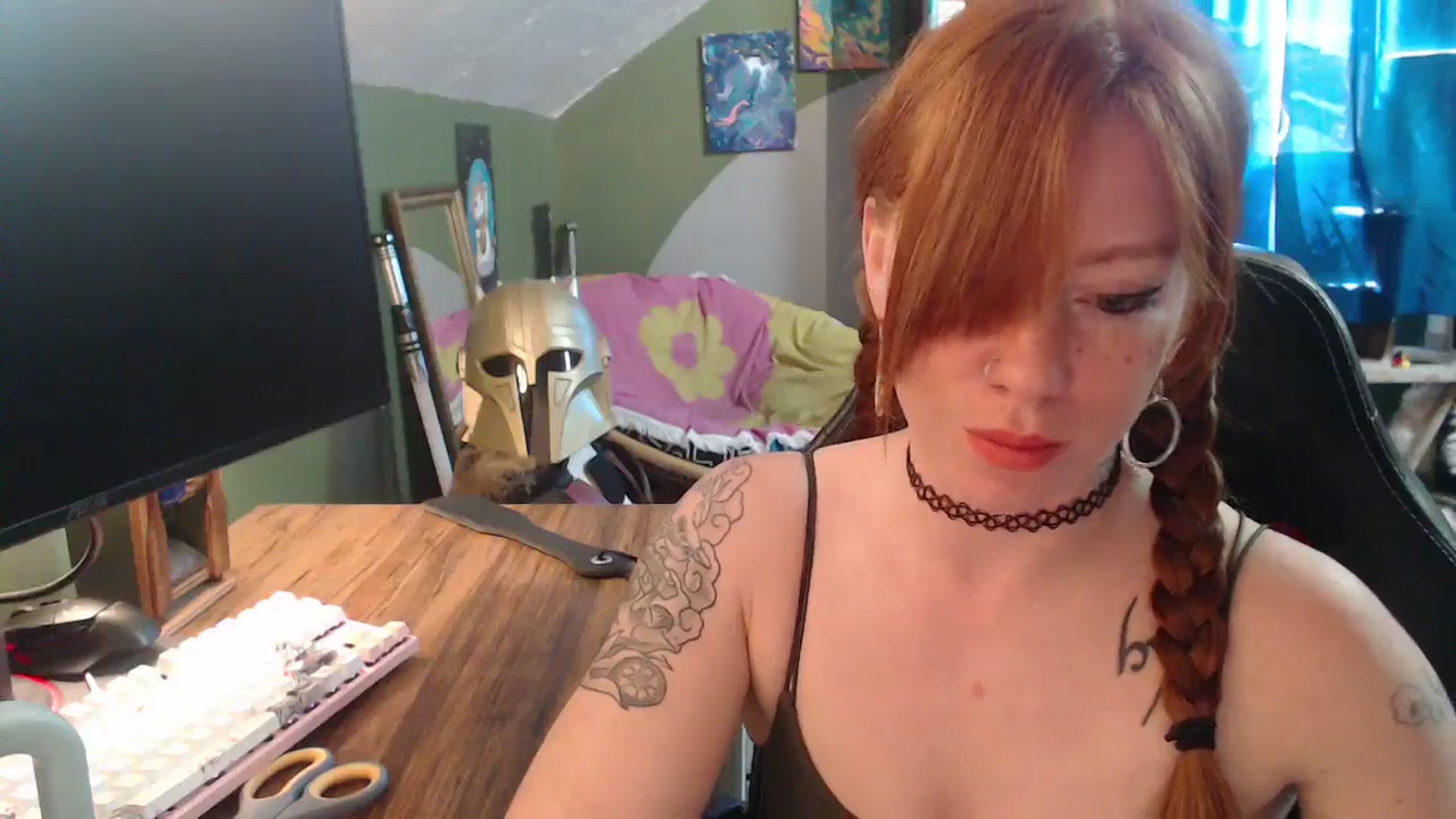 Gallery image thumbnail from AstraeaSiren's myfreecams stream on, 04/20/2026, 20:31 image 16 of 20