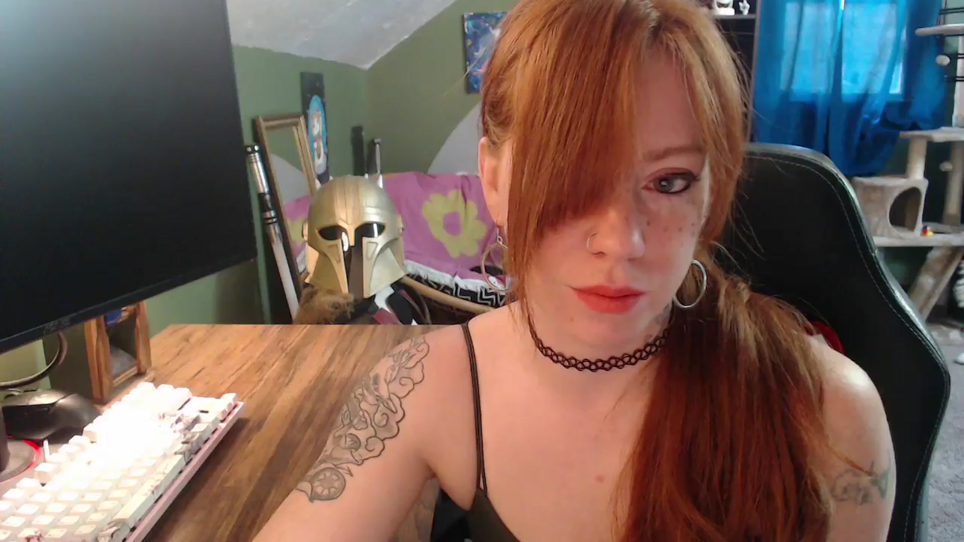 Gallery image thumbnail from AstraeaSiren's myfreecams stream on, 04/20/2026, 20:31 image 3 of 20