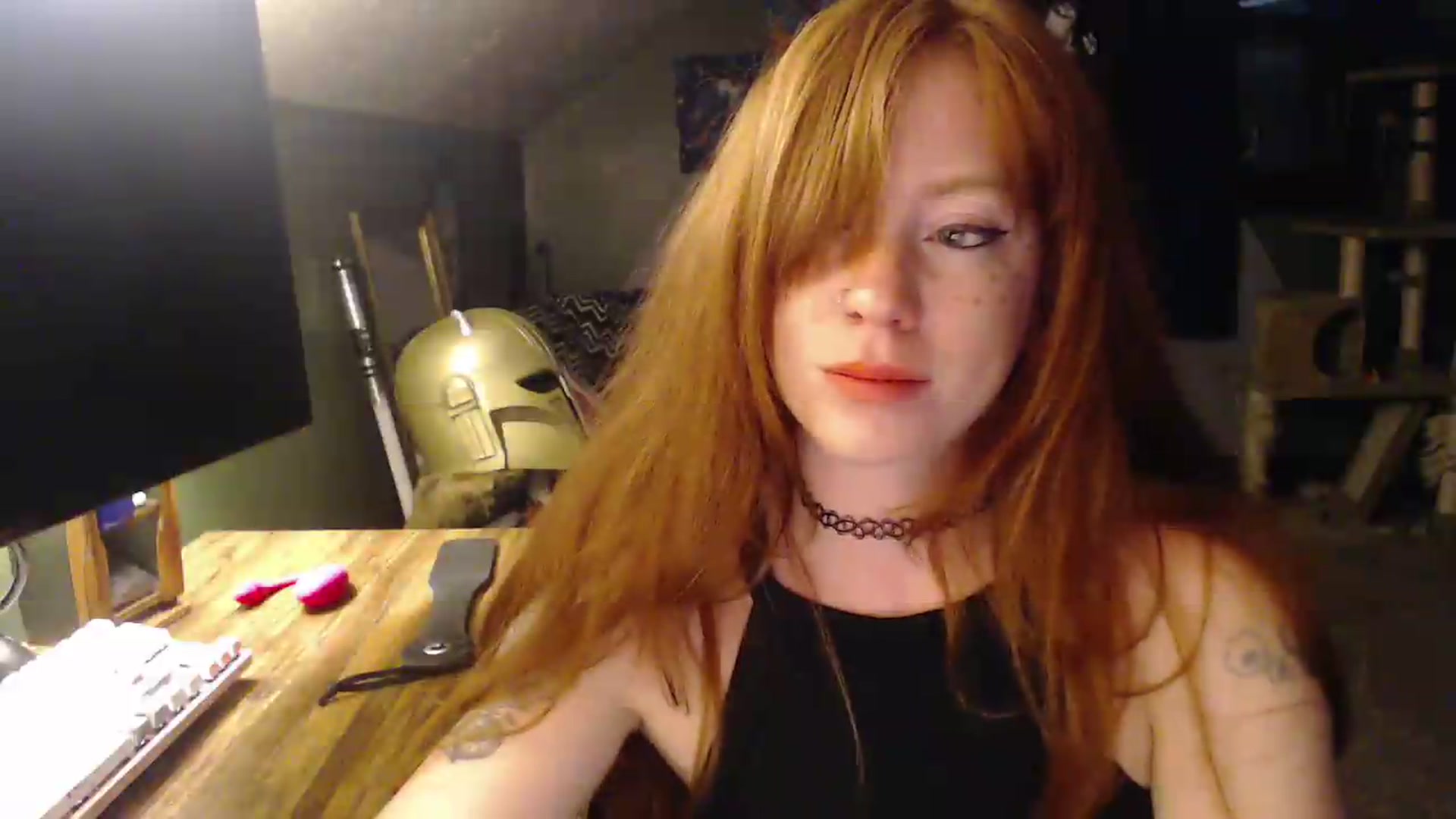 Gallery image thumbnail from AstraeaSiren's myfreecams stream on, 04/23/2026, 06:38 image 7 of 20