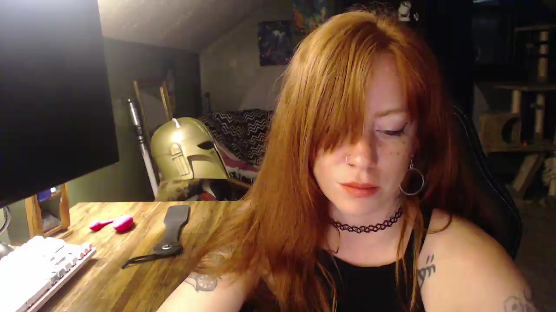 Gallery image thumbnail from AstraeaSiren's myfreecams stream on, 04/23/2026, 06:38 image 9 of 20