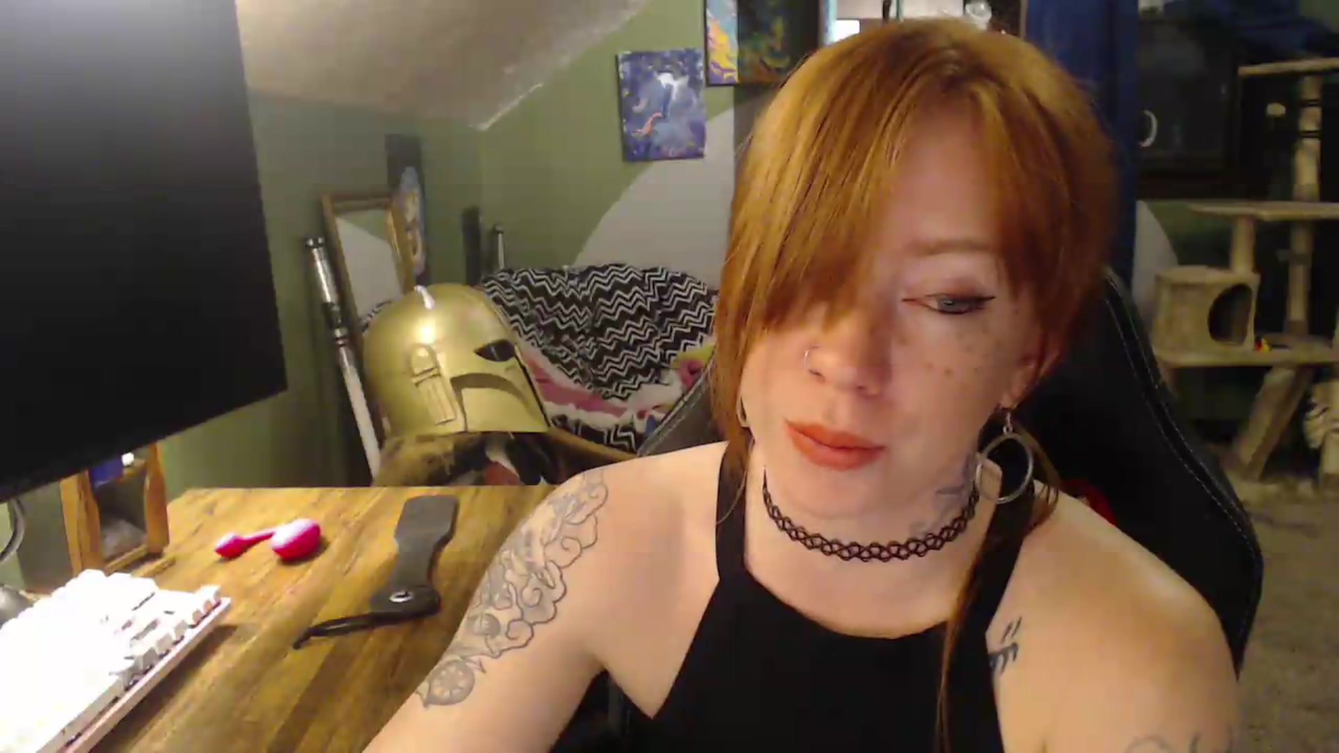 Gallery image thumbnail from AstraeaSiren's myfreecams stream on, 04/23/2026, 06:38 image 13 of 20