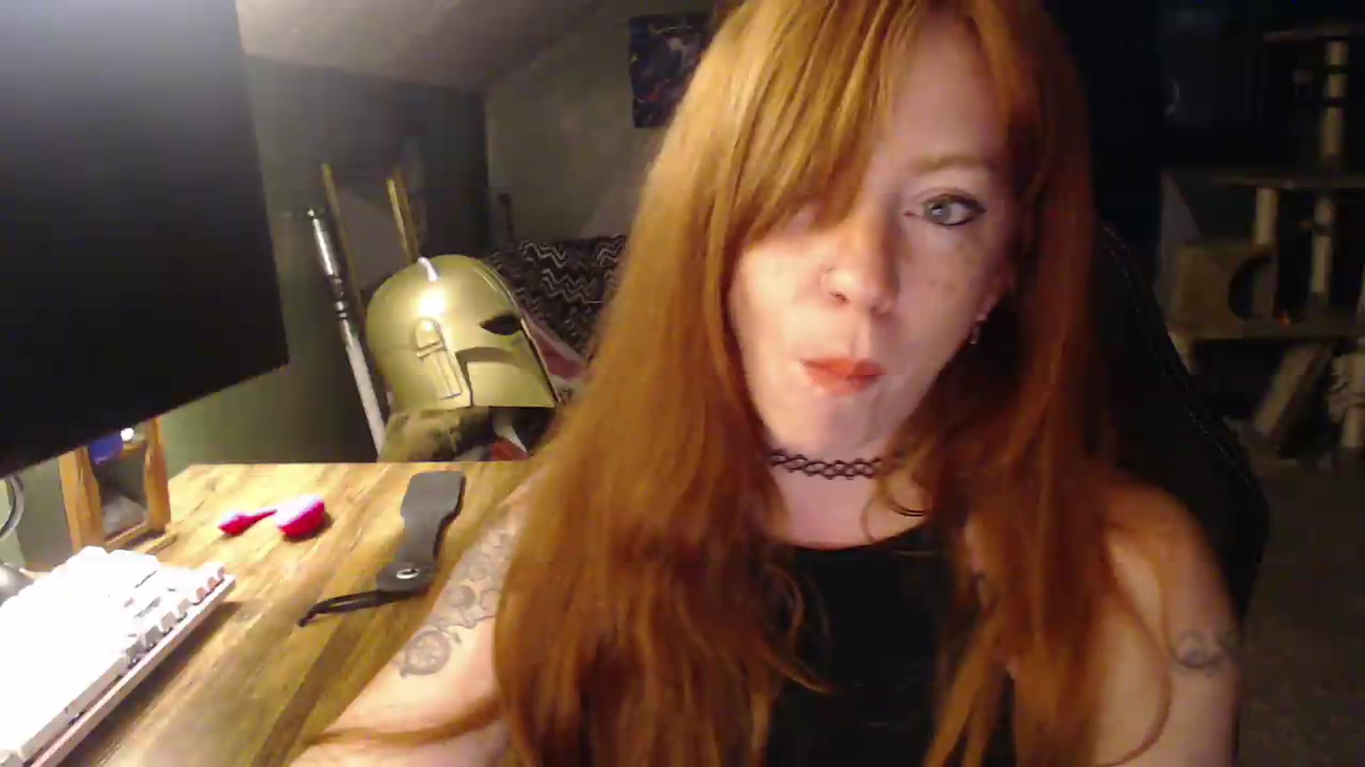 Gallery image thumbnail from AstraeaSiren's myfreecams stream on, 04/23/2026, 06:38 image 2 of 20
