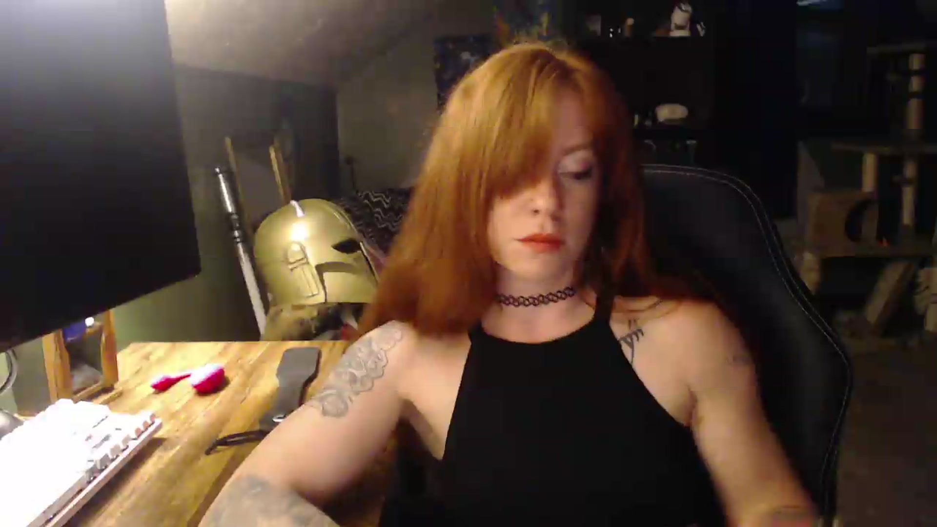 Gallery image thumbnail from AstraeaSiren's myfreecams stream on, 04/23/2026, 06:38 image 10 of 20